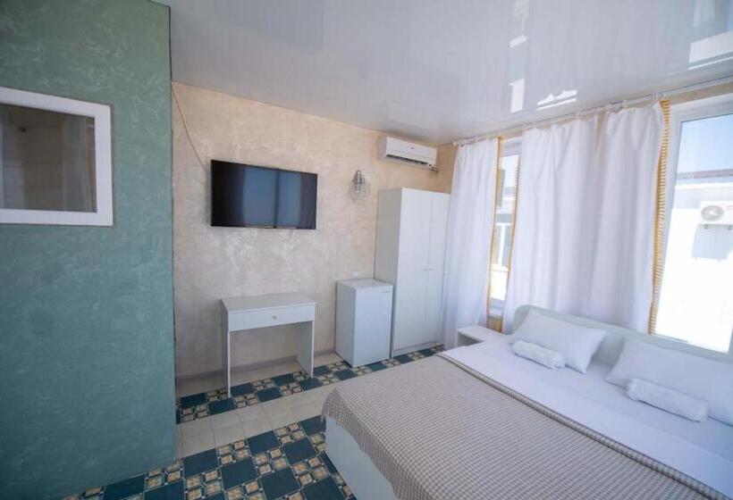 سوییت جونیور با چشمانداز دریا, ля вады