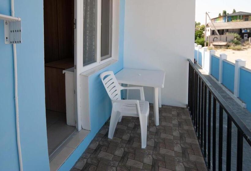 اتاق استاندارد با بالکن, ля вады