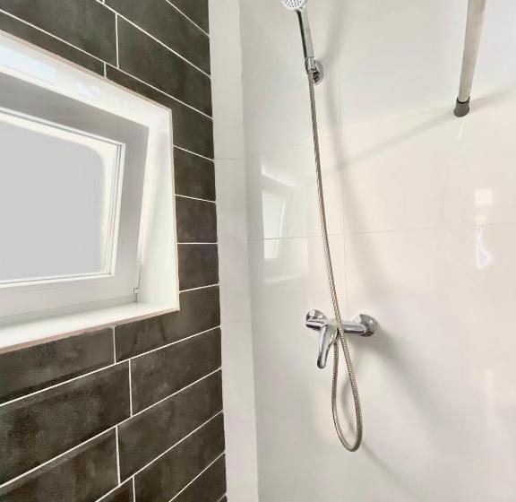 سوئیت 2 خوابه, ля вады