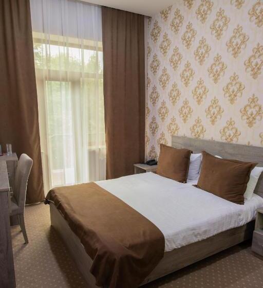 اتاق استاندارد یک نفره, Hirkan Park