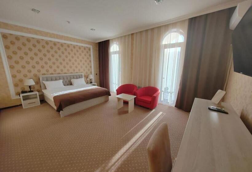 سوییت, Hirkan Park