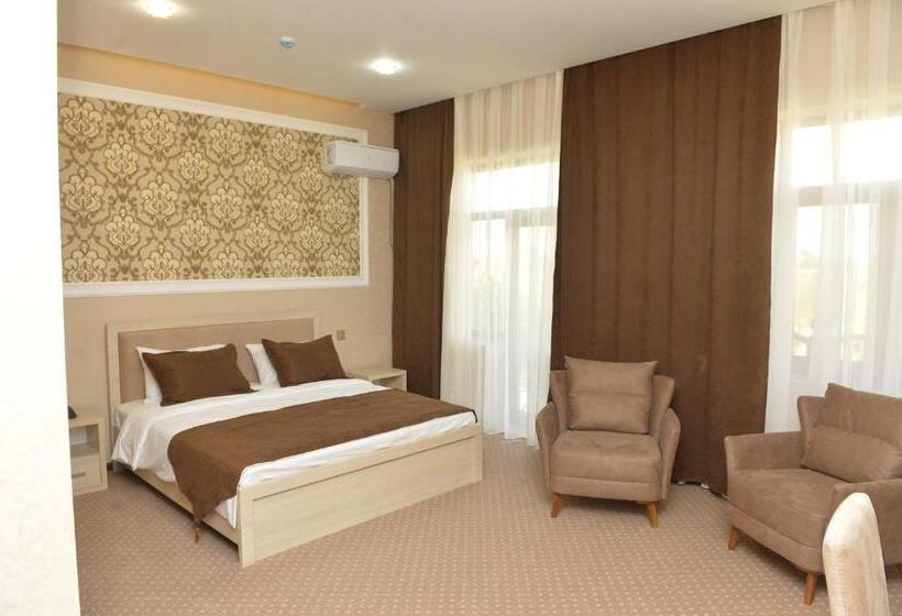 سوییت, Hirkan Park