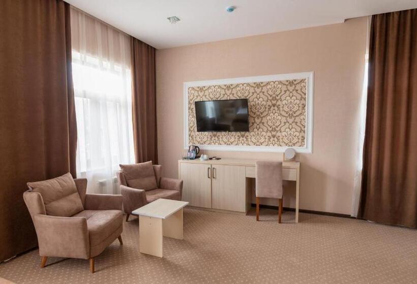 سوییت, Hirkan Park