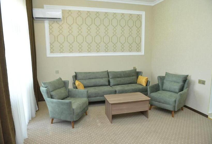 سوئیت 2 خوابه, Hirkan Park