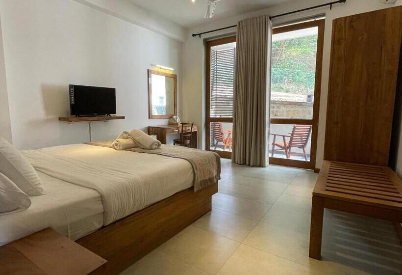 חדר דחוקס עם מיטת קינג, Lotus Lake Residence