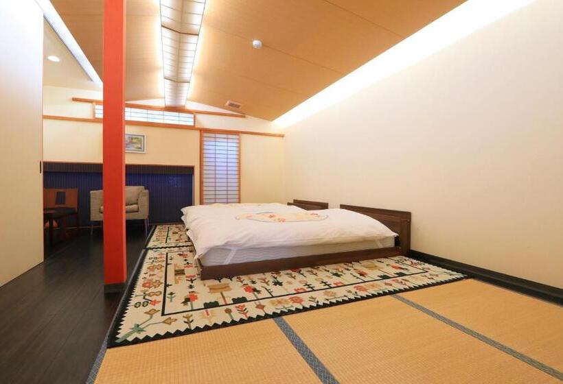 غرفة قياسية حمام مشترك, Ootoku