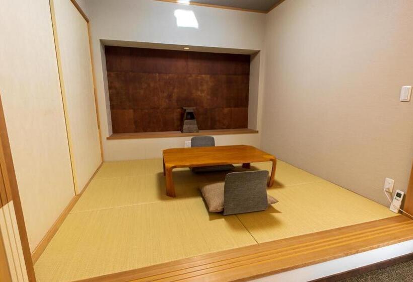 디럭스 4인 룸, Sengokuhara Hisanoha