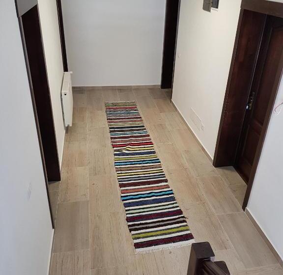 스탠다드 룸, Pensiunea Pietrosul Rodnei