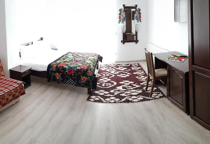 패밀리 룸, Pensiunea Pietrosul Rodnei