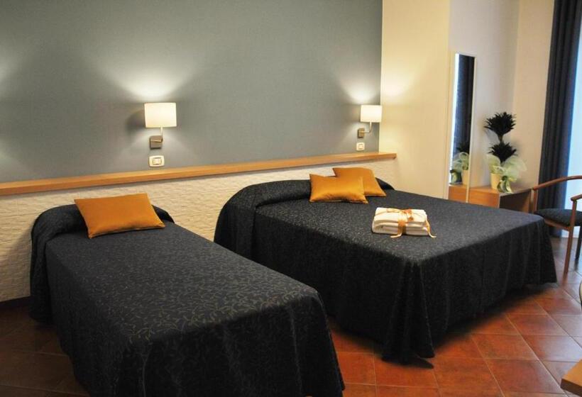 四人标准间, Camera & Caffès