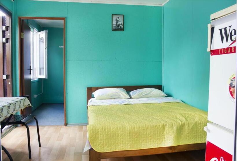 Четырехместный Номер Стандарт, Mini Hotel Chernomorka