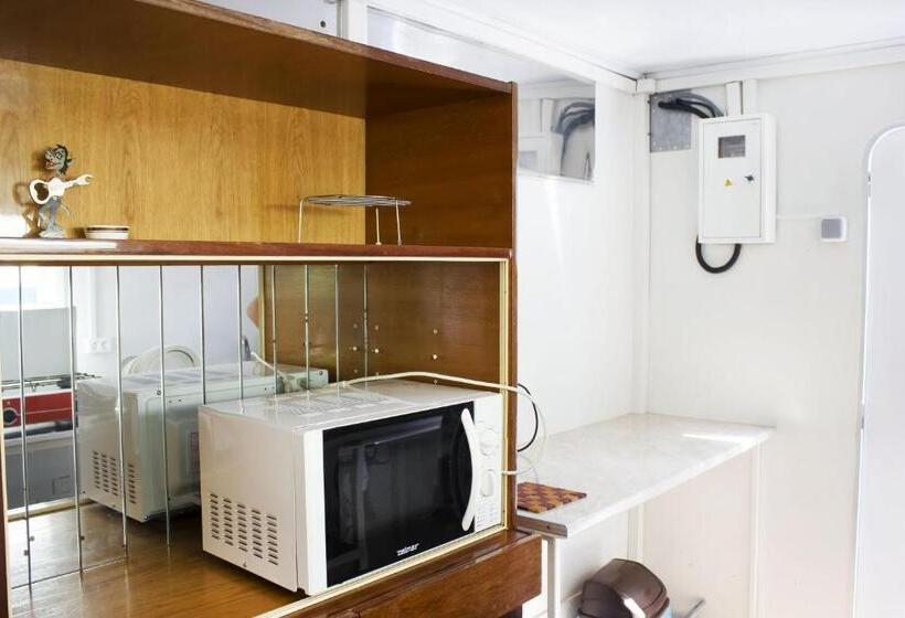 חדר סטנדרט לארבעה, Mini Hotel Chernomorka