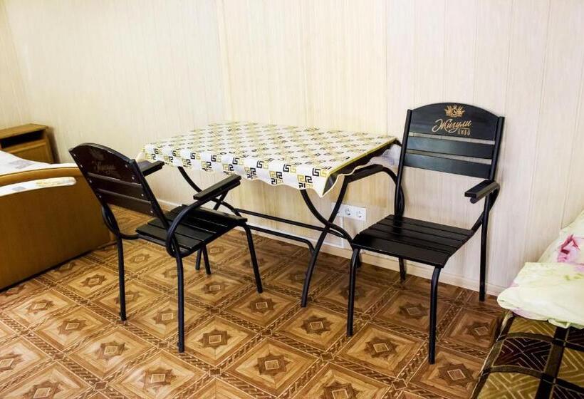 חדר סטנדרט לשלושה, Mini Hotel Chernomorka