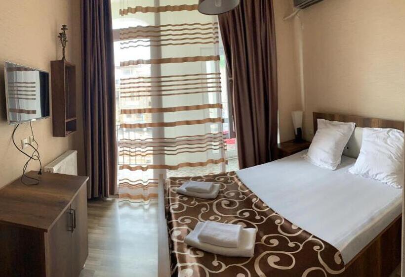 اتاق استاندارد, White House Anaklia