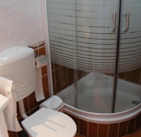 Семейный Номер, Pensiunea Lőrincz  Panzió