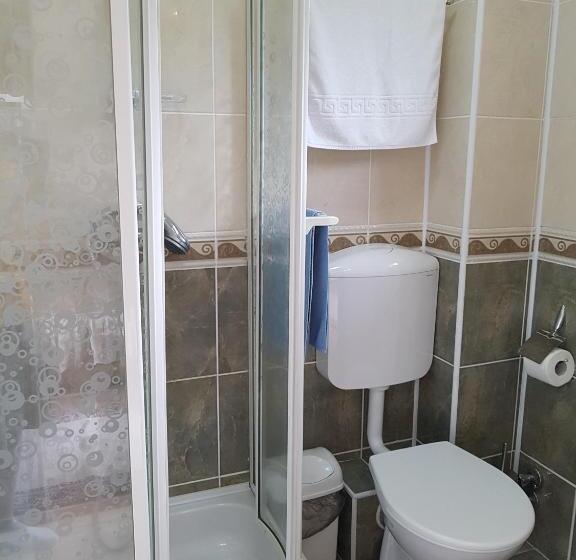 Трехместный Номер Стандарт с Балконом, Pensiunea Lőrincz  Panzió