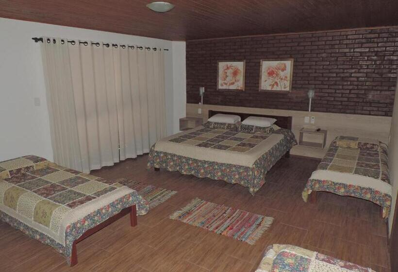 패밀리 룸, Pousada Da Baronesa