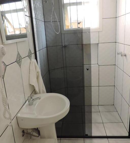 이코노미 룸, Pousada Da Baronesa