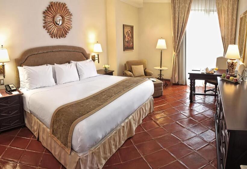 디럭스 룸 킹사이즈 침대, Villa Antigua