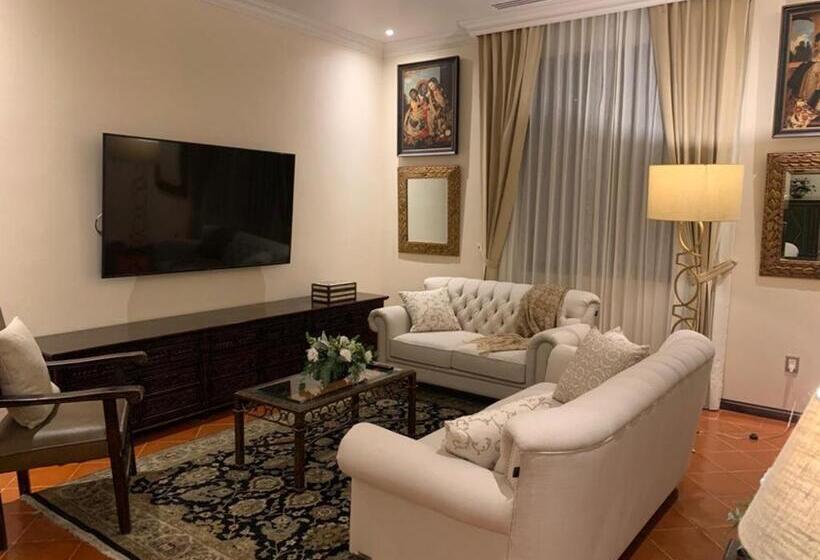 스위트 킹사이즈 침대, Villa Antigua