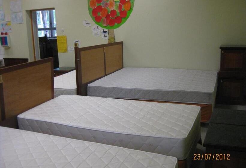 Кровать в Общей Комнате, Lakefinland Guesthouse