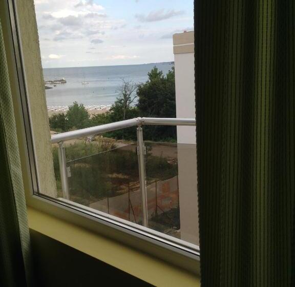 Апартаменты 1 Спальня Вид на Море, Zapovedni Rai