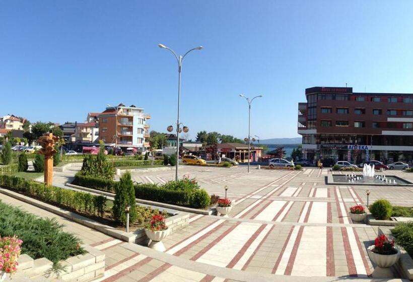 Апартаменты 1 Спальня Вид на Море, Zapovedni Rai