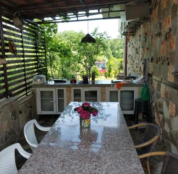 Номер Стандарт, Zapovedni Rai