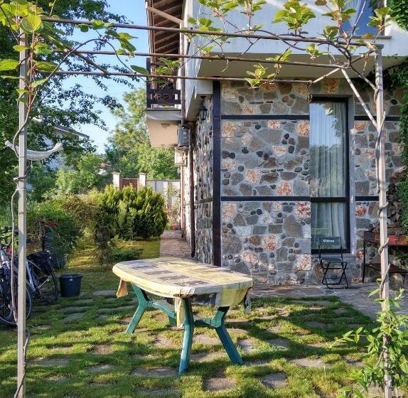 Номер Стандарт, Zapovedni Rai