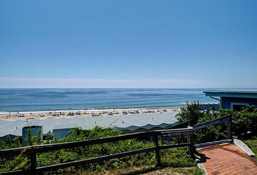 جناح مطلّ علي البحر, Wavecrest Resort