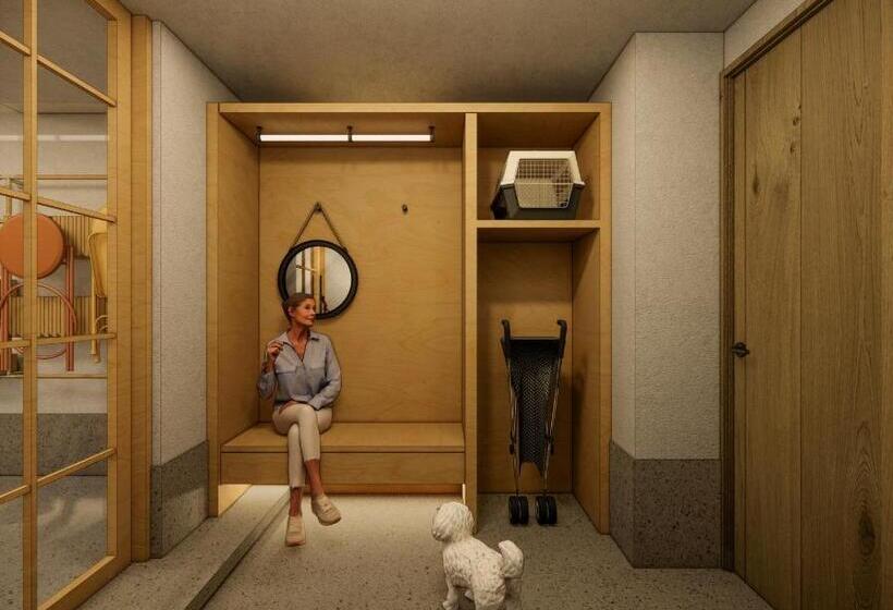 חדר דלוקס, Kinock   Pet