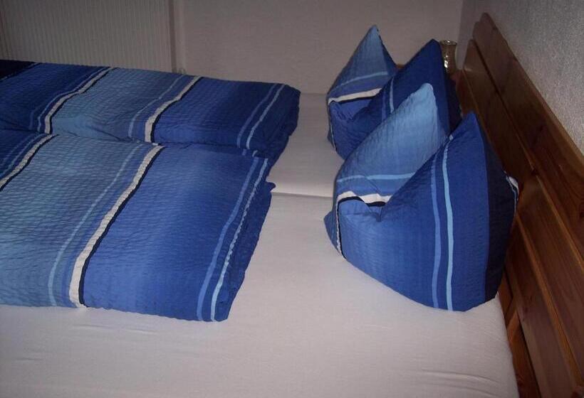 バス共有のスタンダードルーム, Gästehaus Bruggerhof