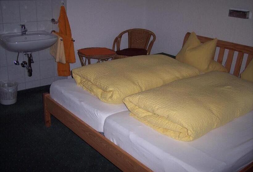 バス共有のスタンダードルーム, Gästehaus Bruggerhof