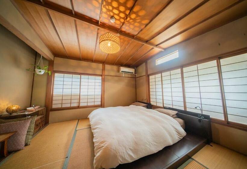 غرفة قياسية حمام مشترك, Aibiya