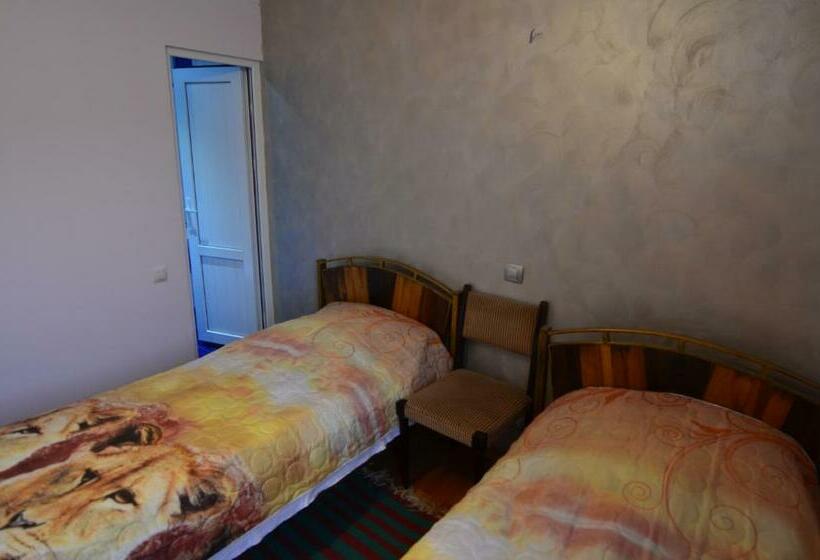 اتاق استاندارد, Armen's Guest House