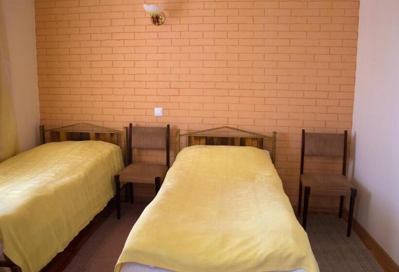 اتاق استاندارد, Armen's Guest House