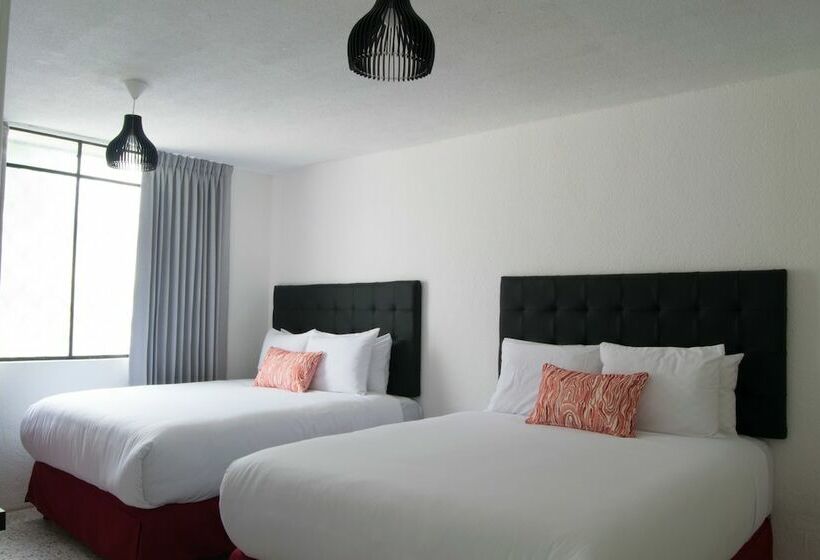 اتاق لوکس, In & Out