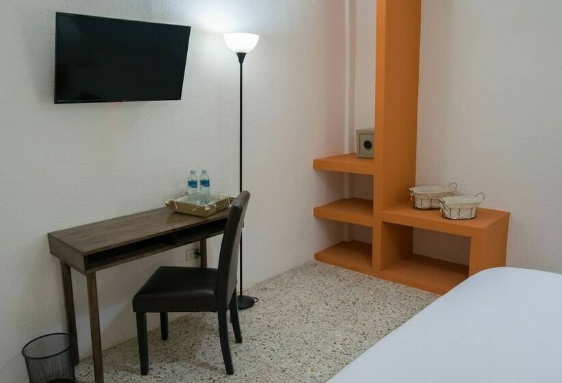 اتاق لوکس, In & Out