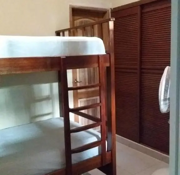 اتاق استاندارد, Hostal Santa Martha
