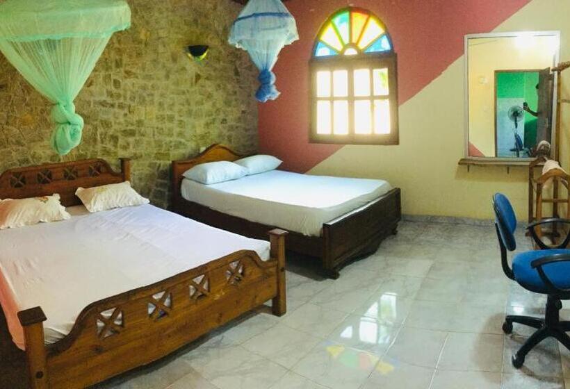 Семейный Номер, Temple Flower Guest