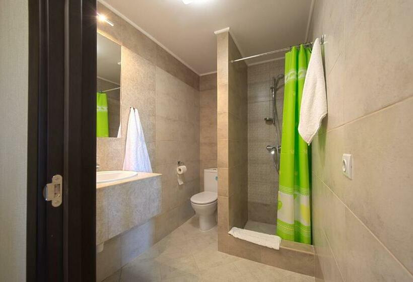 اتاق استاندارد, Advenus