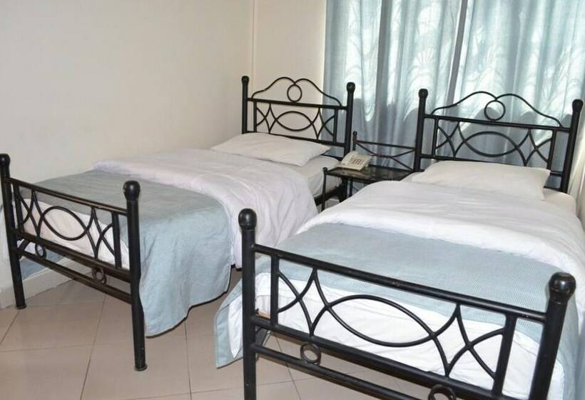 Номер Стандарт, Arusha Naaz