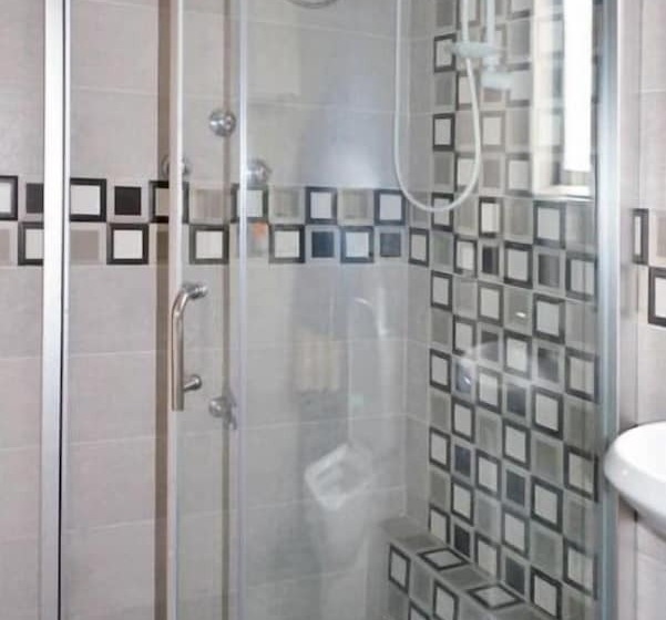 Номер Стандарт Трехместный, Arusha Naaz