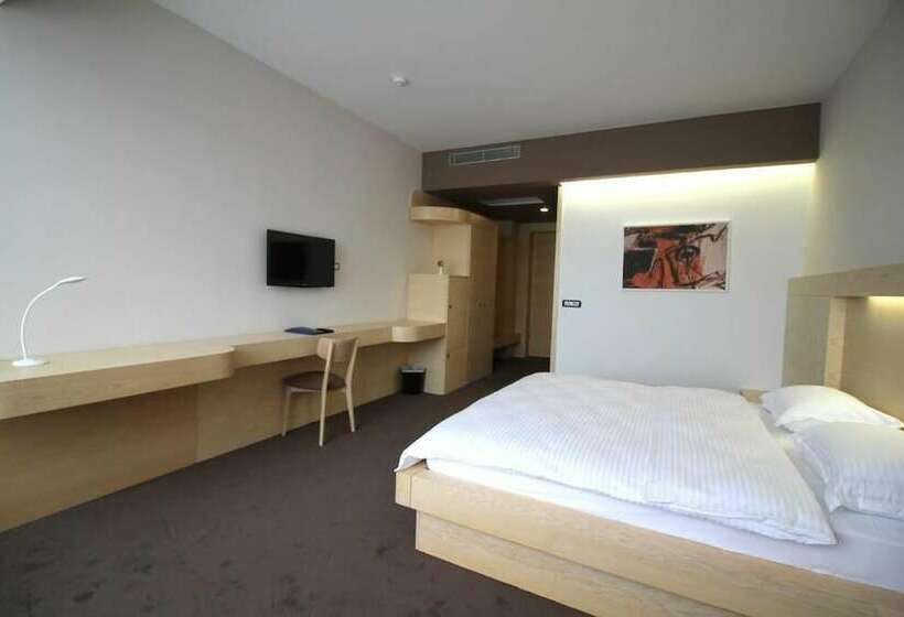 اتاق استاندارد, International Prishtina & Spa
