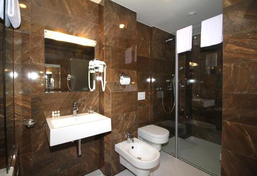 Quarto standard, International Prishtina & Spa