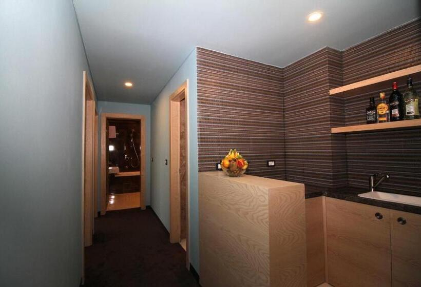 سوئیت پریمیوم, International Prishtina & Spa