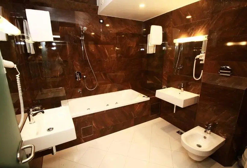 سوئیت پریمیوم, International Prishtina & Spa