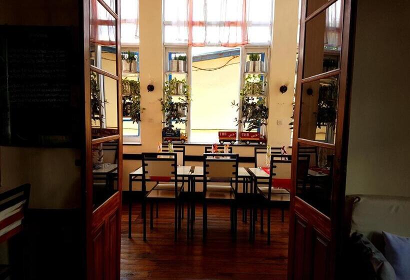 اتاق خانوادگی, Le Trianon