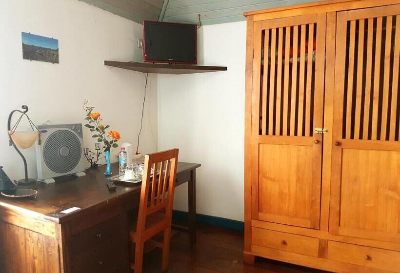 اتاق خانوادگی, Le Trianon