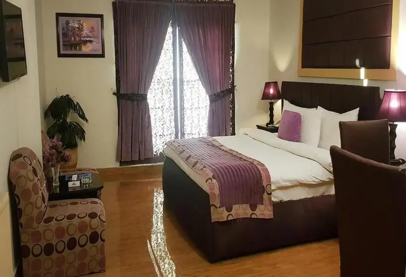سوییت اجرایی, Sunway Hotel Murree